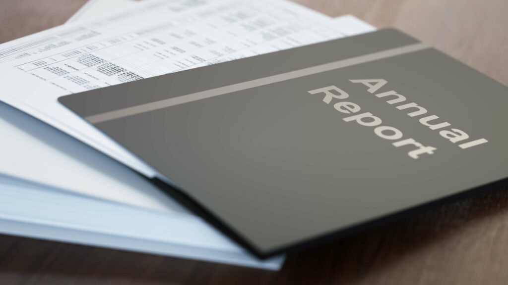 Les conseils d'experts de l'agence Pierrot pour rédiger et créer un rapport annuel de qualité ! 